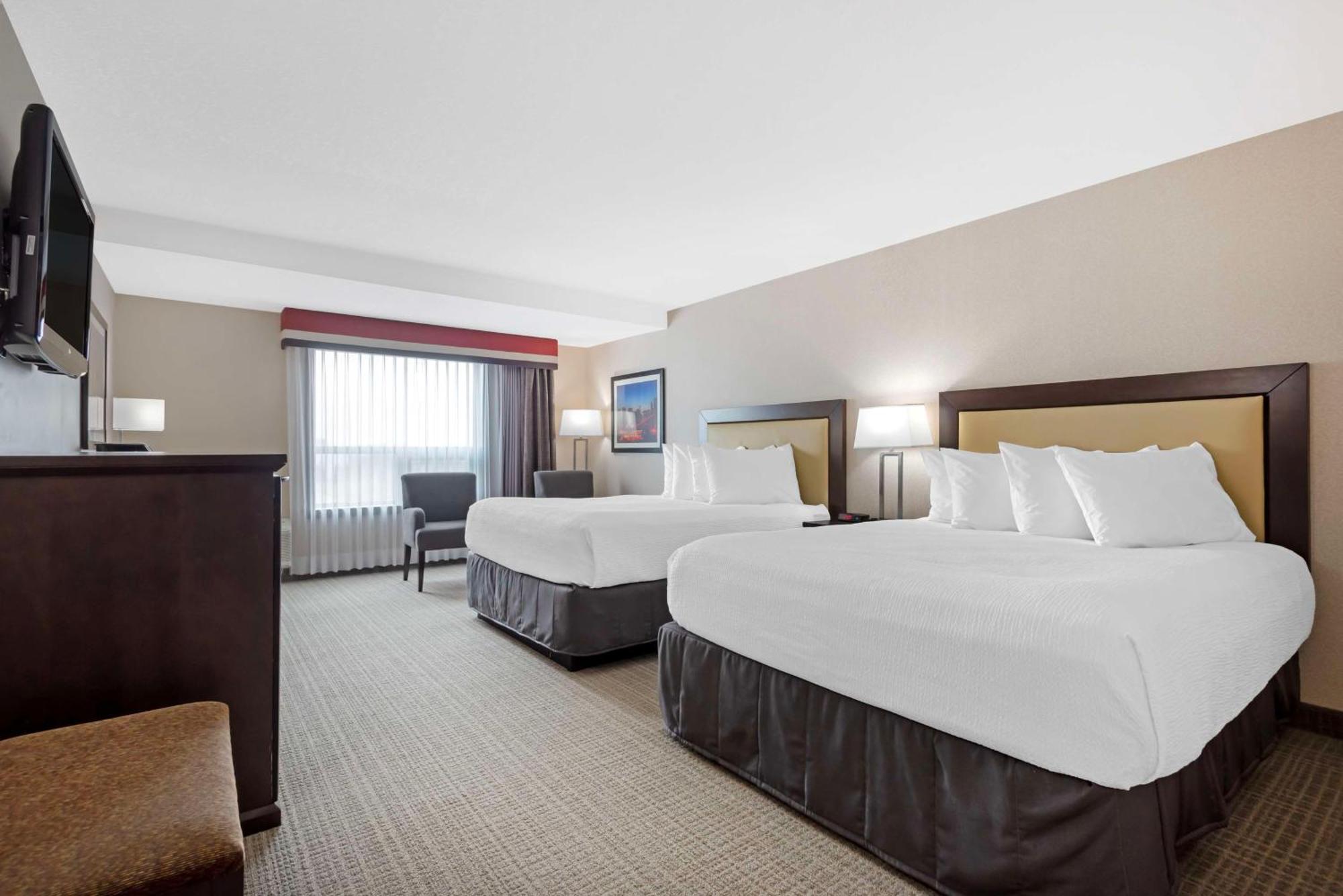 Best Western Plus Port O'Call Hotel Calgary Exterior photo